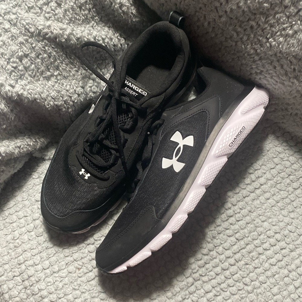 Under Armour Men’s Charged Assert Sz12 Sneakers